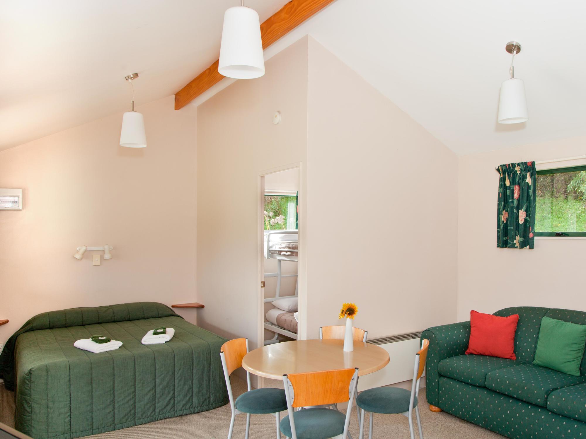 Waitomo Top 10 Holiday Park Grottes de Waitomo Extérieur photo