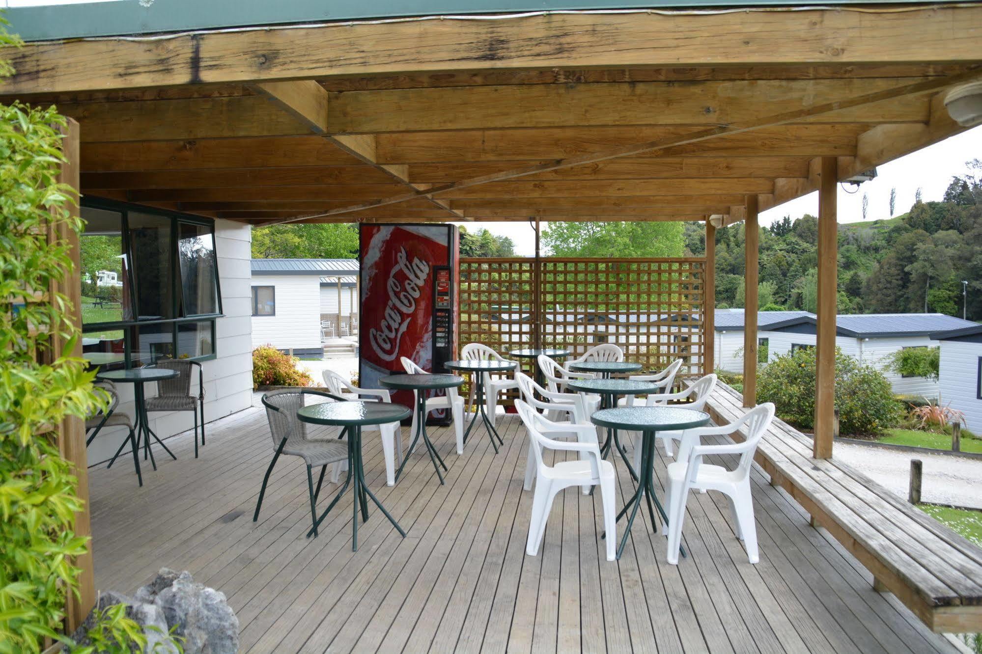 Waitomo Top 10 Holiday Park Grottes de Waitomo Extérieur photo